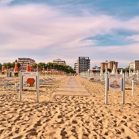 Smeralda Superior, 8 Posti Vicino Al Mare E Alle Terme * Bibione